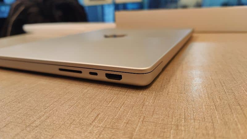 MacBook Pro M1 2021 14 inch 5