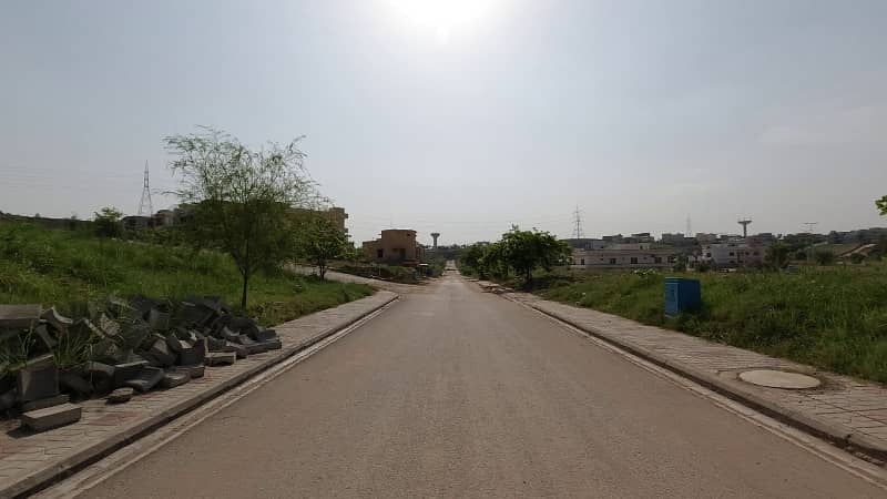 PLOT FOR SALE IN SECTOR -C DHA PHASE 5 11