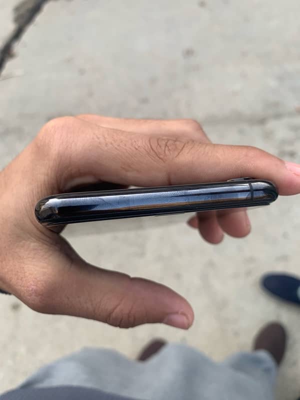 IPHONE XS MAX 256 GB NON PTA 5