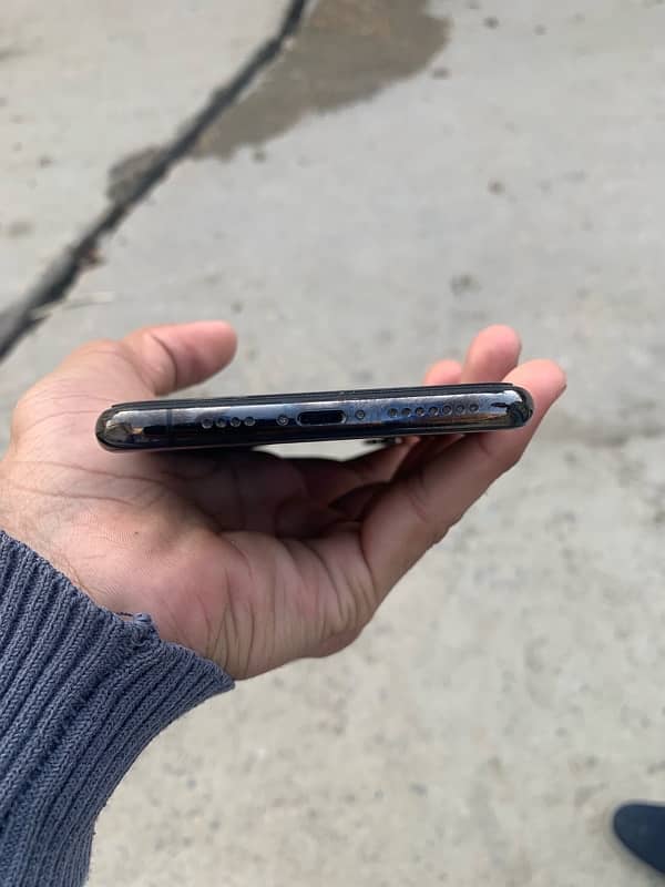 IPHONE XS MAX 256 GB NON PTA 8