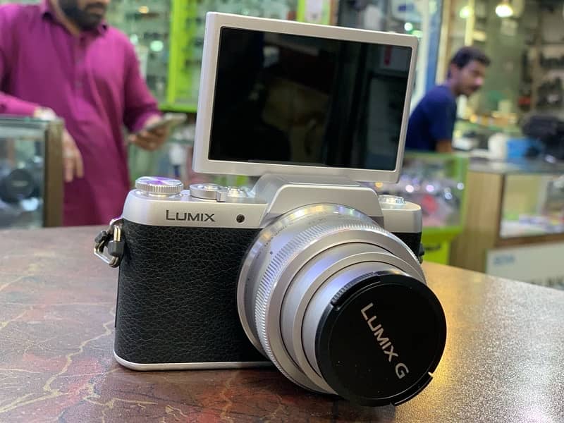 Panasonic Lumix DMC-GF7K Mirrorless Camera CONTACT 03212306356 0