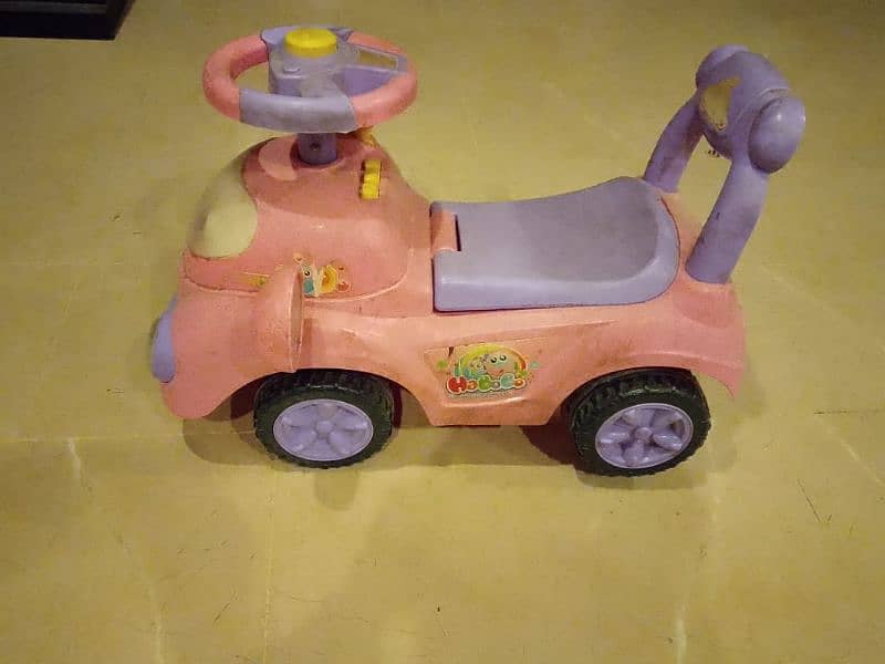 kids car available 1