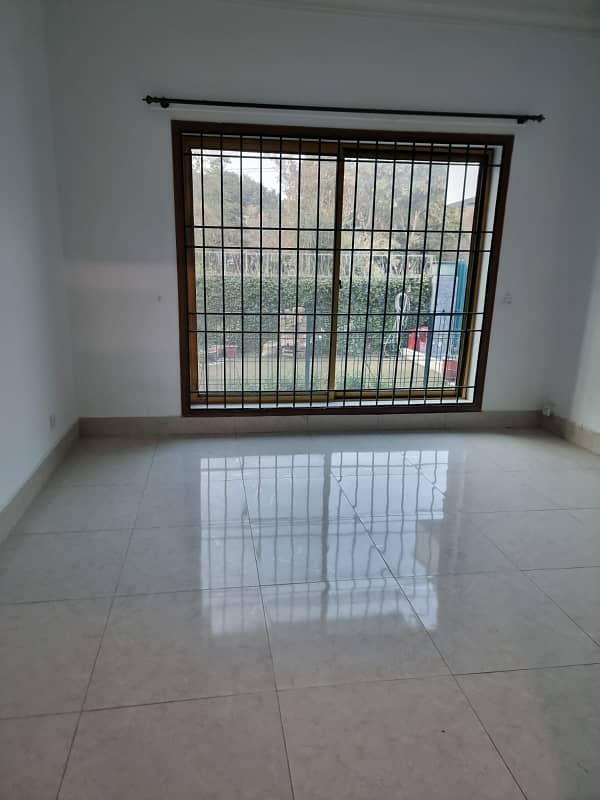 I-8. One Kanal Ground Portion Separate Gate Ideal Location Near Shifa Hospital Near School Near Kachnar Park Tiles Flooring. office and family purpose 20