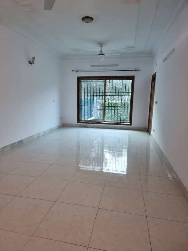 I-8. One Kanal Ground Portion Separate Gate Ideal Location Near Shifa Hospital Near School Near Kachnar Park Tiles Flooring. office and family purpose 22