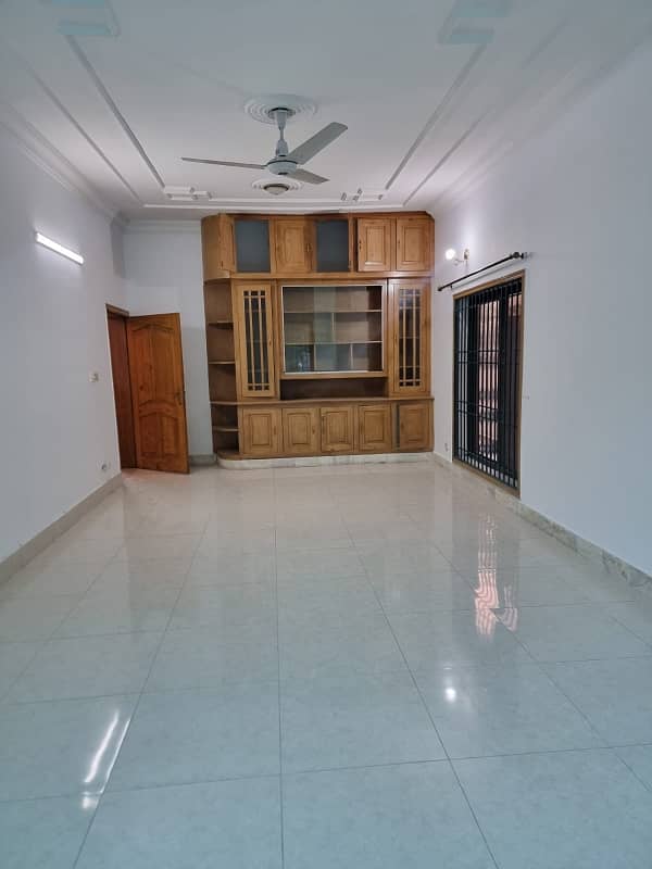 I-8. One Kanal Ground Portion Separate Gate Ideal Location Near Shifa Hospital Near School Near Kachnar Park Tiles Flooring. office and family purpose 26