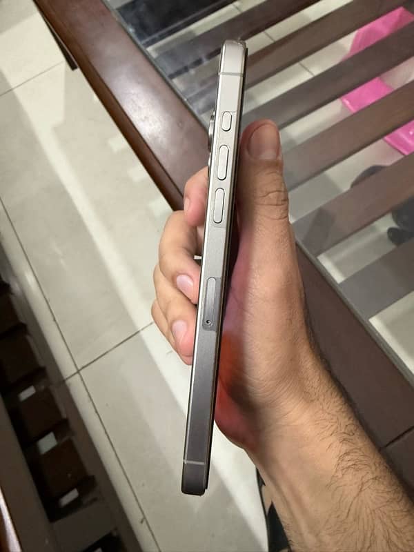 iphone 15 pro max NON PTA 3