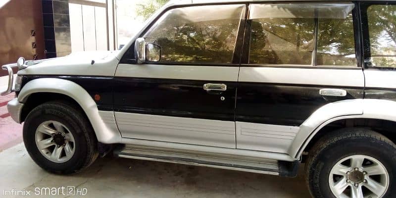 Mitsubishi Pajero 1993 7