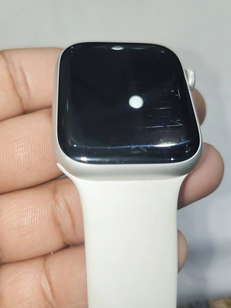 Apple watch series 8 10