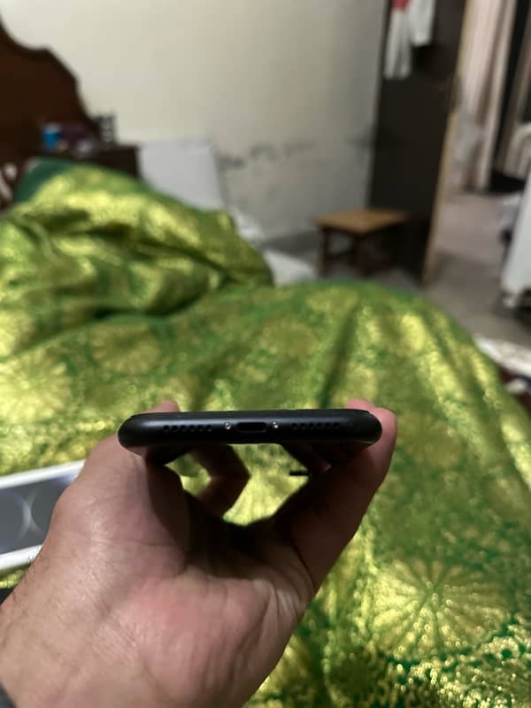 IPhone XR 128 Gb Factory Sim Working 1