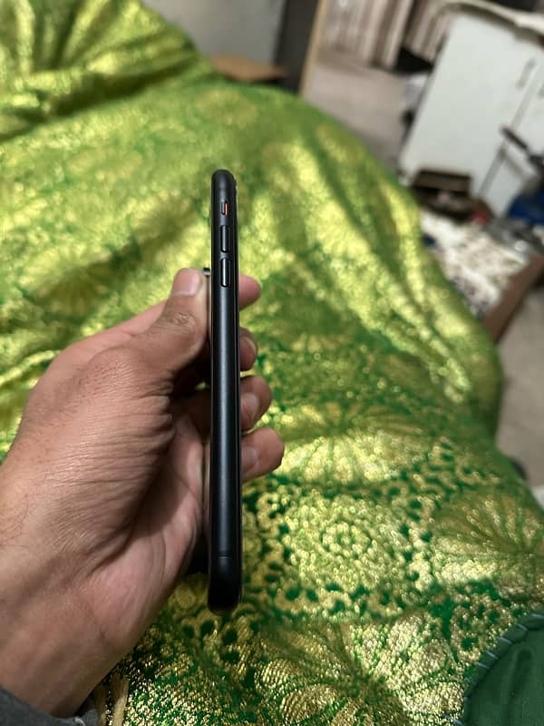 IPhone XR 128 Gb Factory Sim Working 2