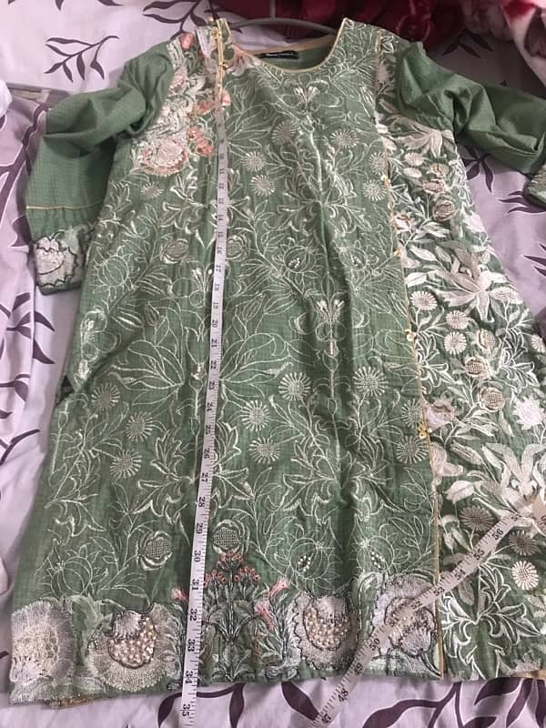 gulahmed preloved suit in small size 3