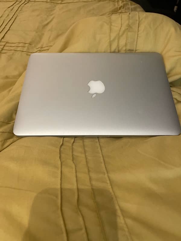 MacMacbook Pro Early 2015 0