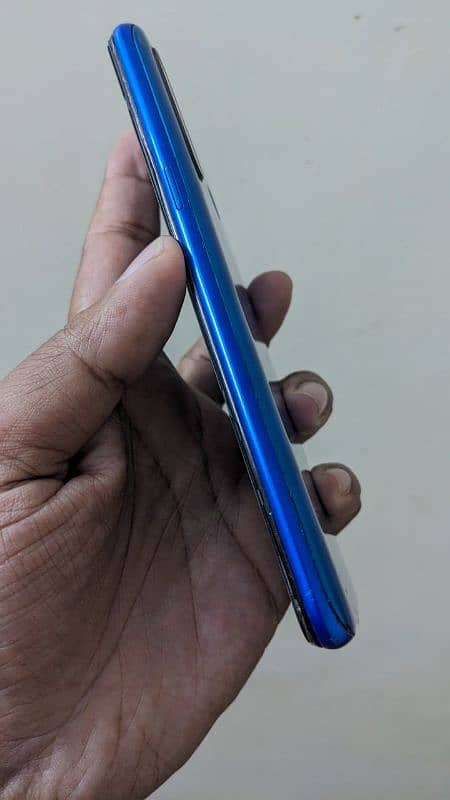 REALME 5 4/128 OFFICIALL APPROVED 6