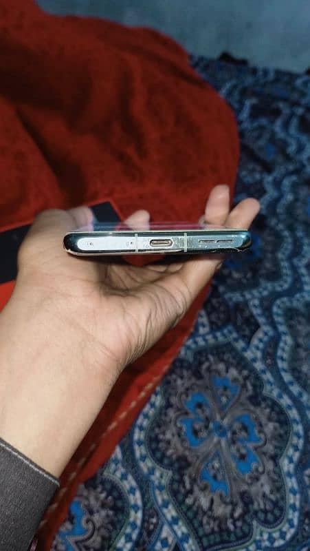 One plus 115G non pta on my mobile number 0300=6852=819 5