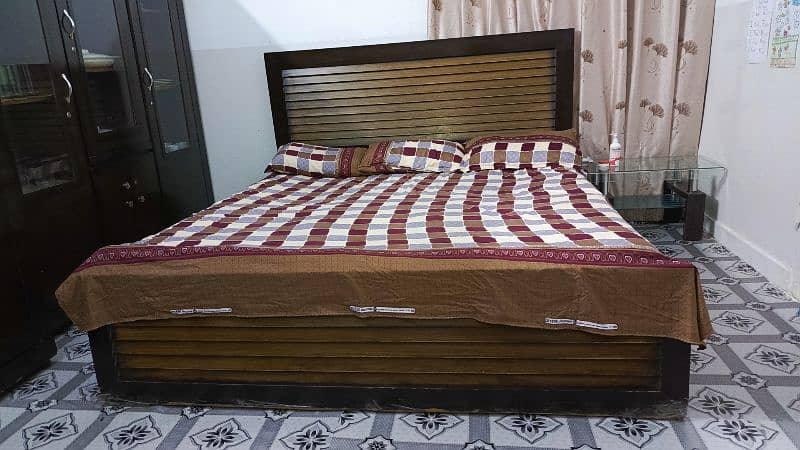 Bed Room set - New Condition 5