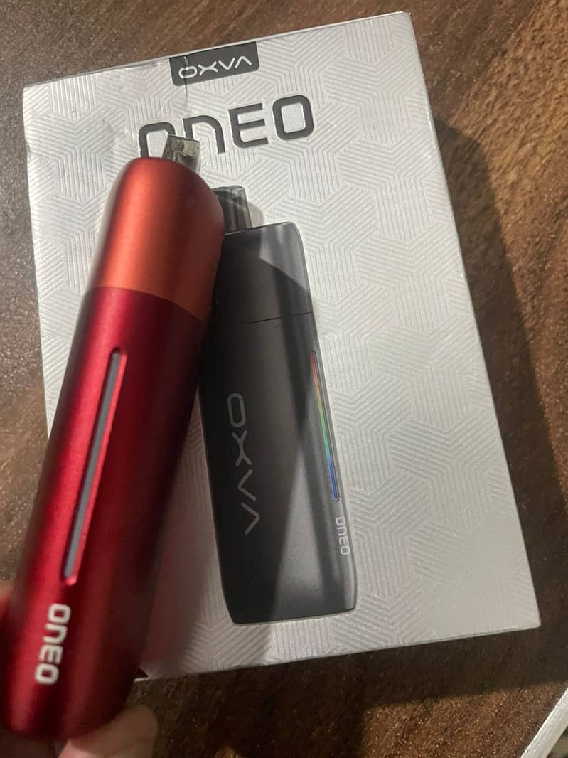 Oxva oneo pod/vape mint condition 1