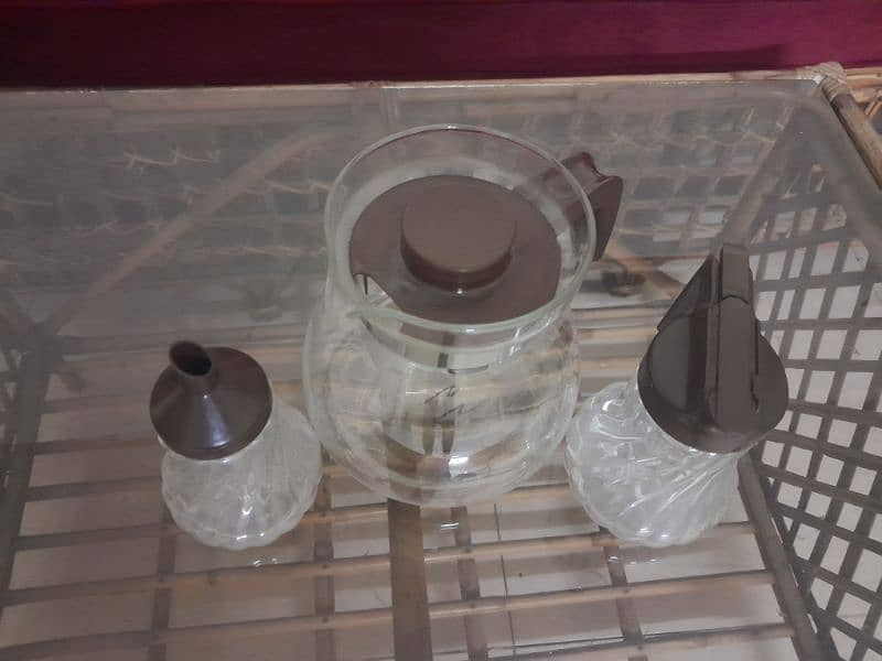 Tea Kattle Set with 6 water jugs 1