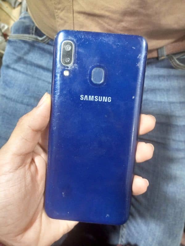 Samsung A20 Good condition 3GB 32GB seald Pta  aproved 5000mah battery 2