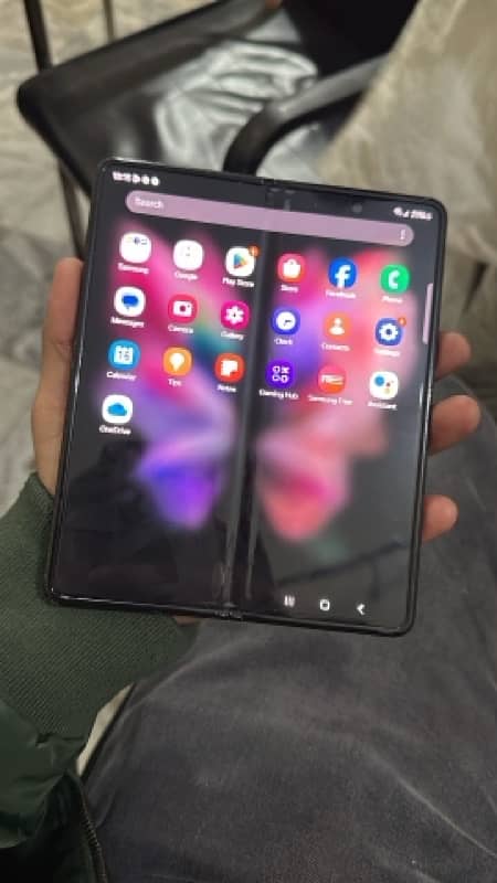 Samsung Galaxy Fold 3 Minor Back Cracked 6