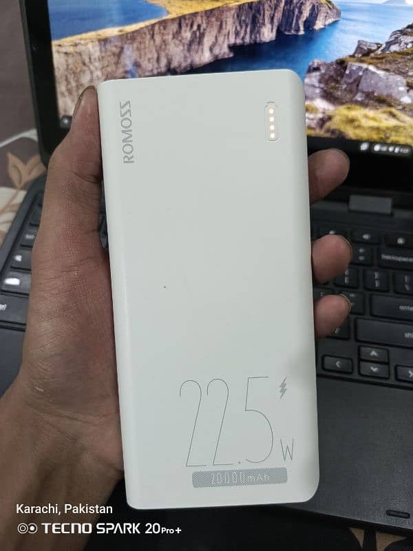 ROMOSS 20000MAH POWER BANK 0