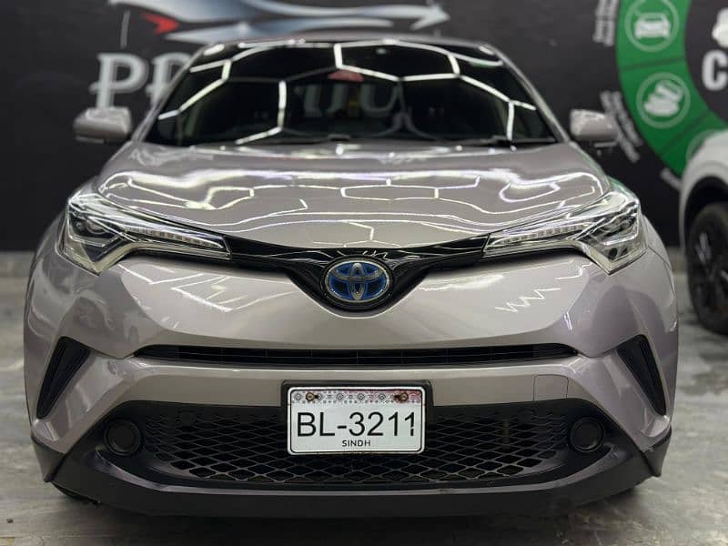 Toyota C-HR 2017 0