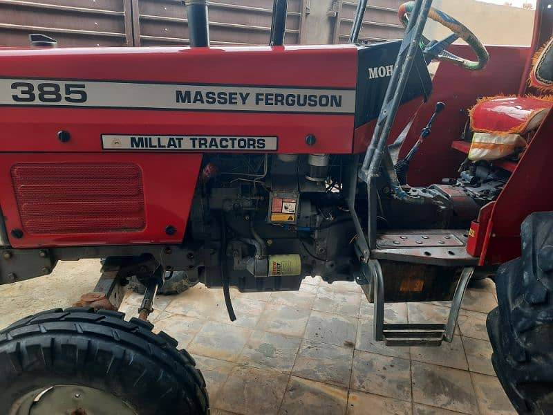 MF385 Tractor 2017modl 0