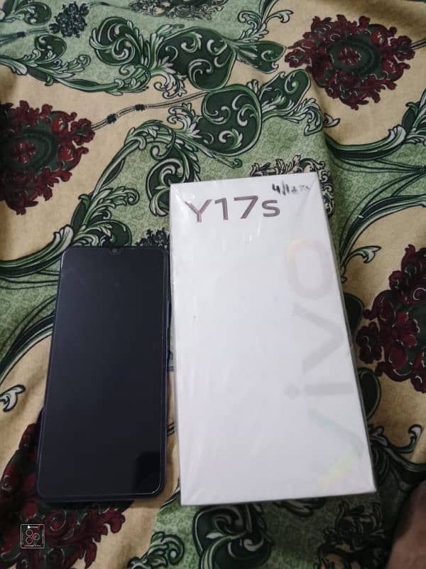 vivo y17S 4+4 128gb single hand use dual SIM approved h 0