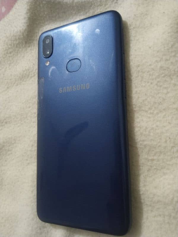 Samsung Galaxy A10s 3