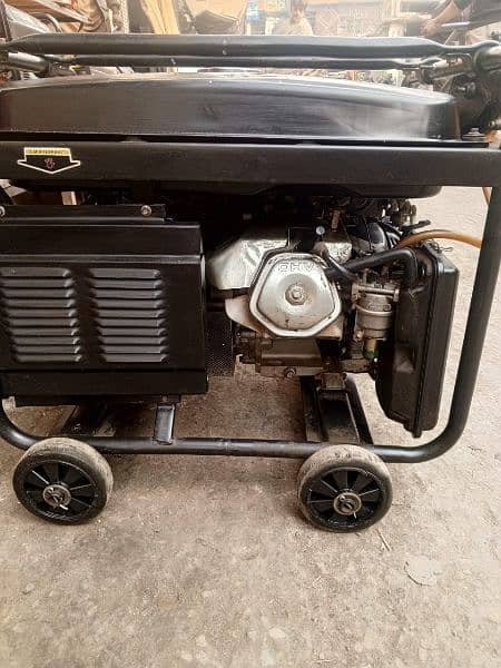 loncin generator,6 kv high electric supply capacity,best condition, 1