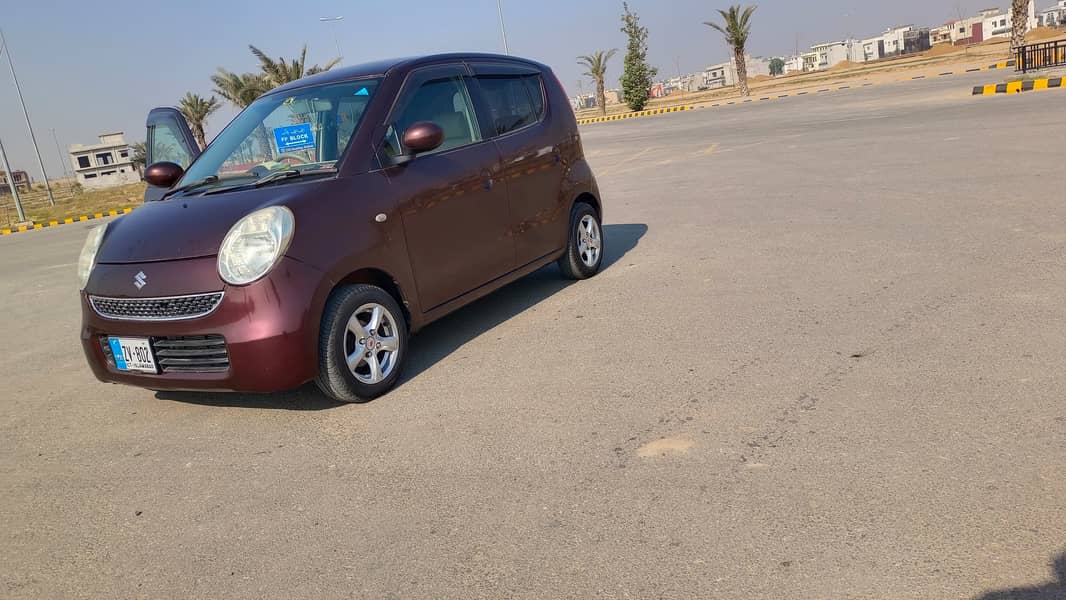 Suzuki MR Wagon 2013 1