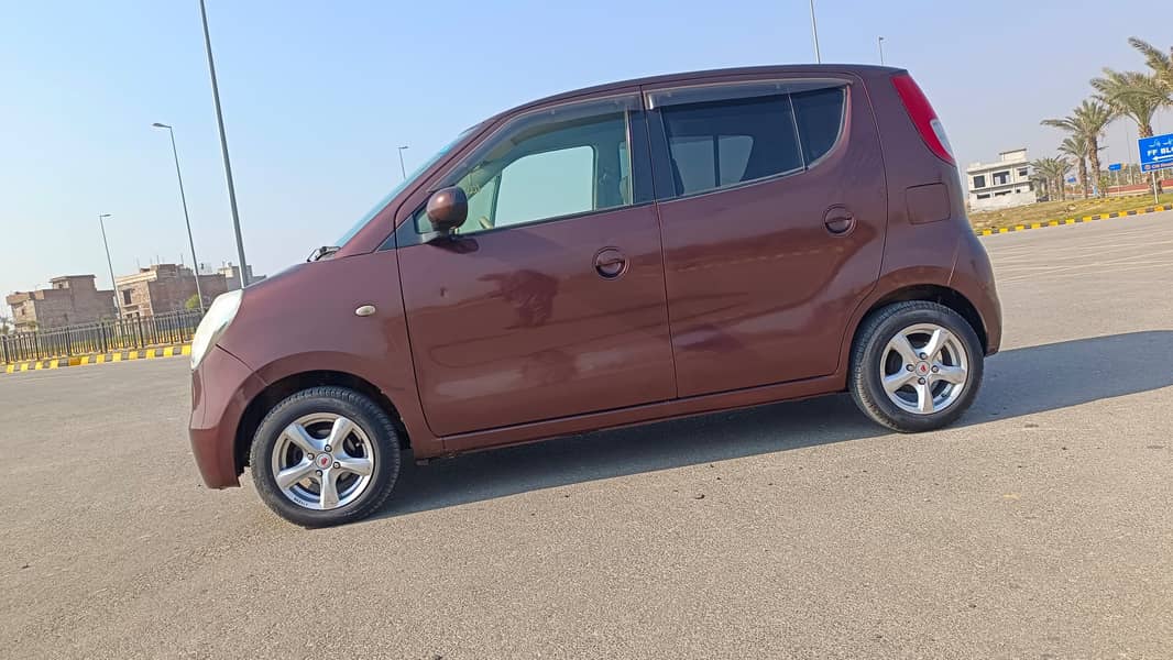 Suzuki MR Wagon 2013 2