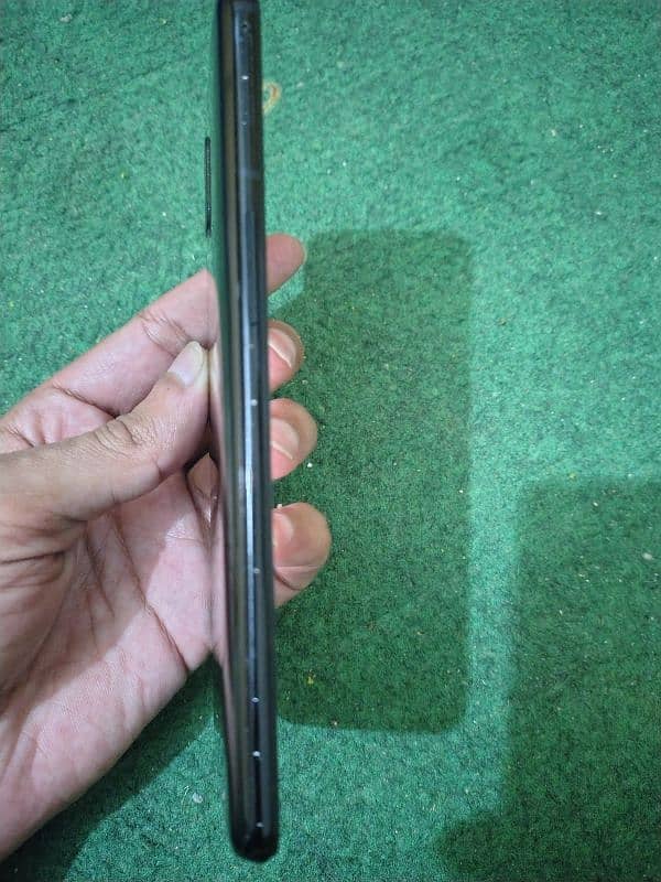 OnePlus 6T available in best price with good condition 5