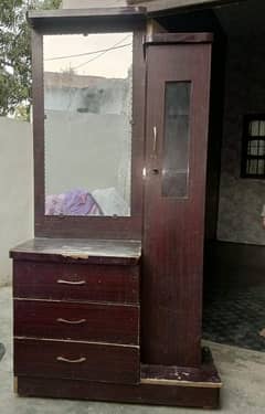 Dressing table