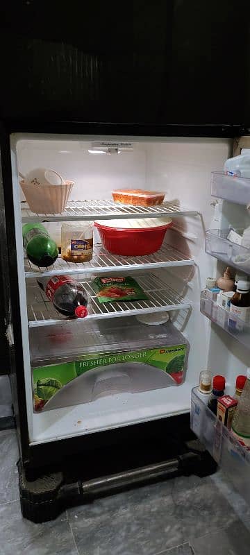 Dawlance fridge 1