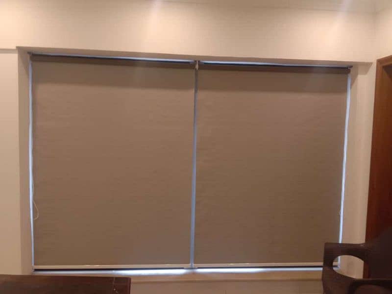 Roller Blinds' (Office Wallpapers) Pvc Vinyl Floor 0