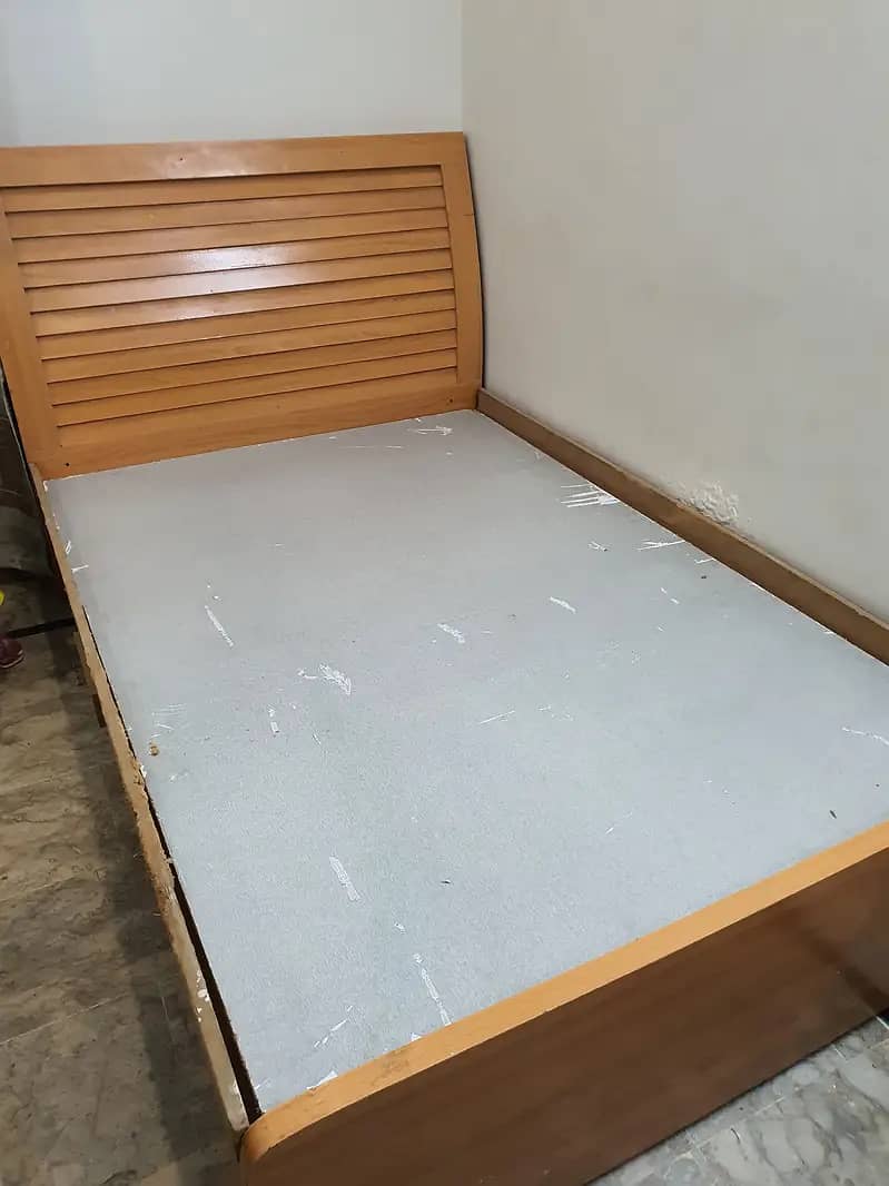 High-quality wooden single bed with strong base 1