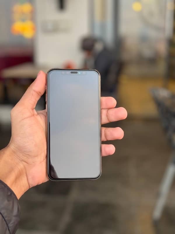 IPHONE 11 PRO 256 GB PTA APPROVED 2