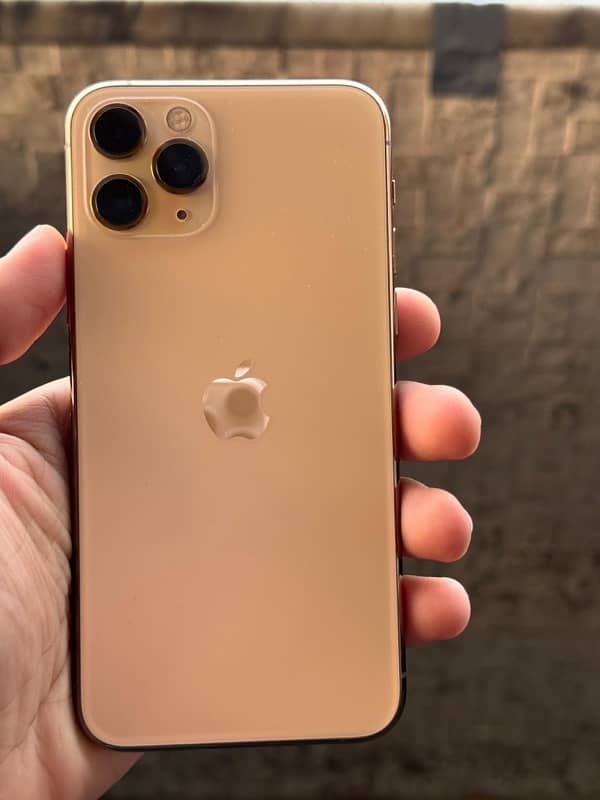 IPHONE 11 PRO 256 GB PTA APPROVED 10