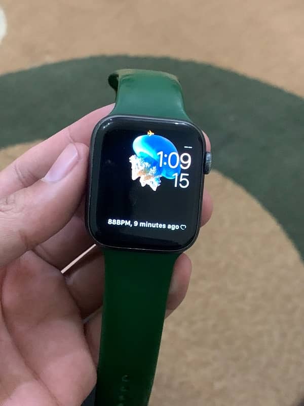 Apple watch series 4 44mm 8