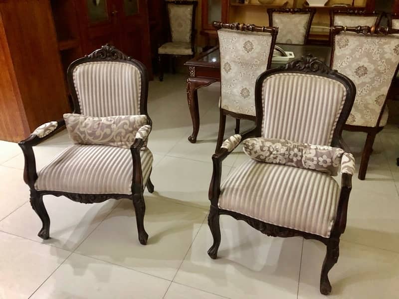 Victorian Chairs set of 2 1