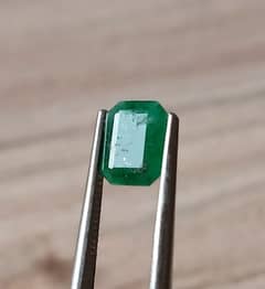 1.50 Carats Original Swat Emerald