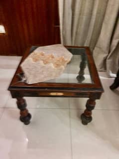 centre table with two side tables