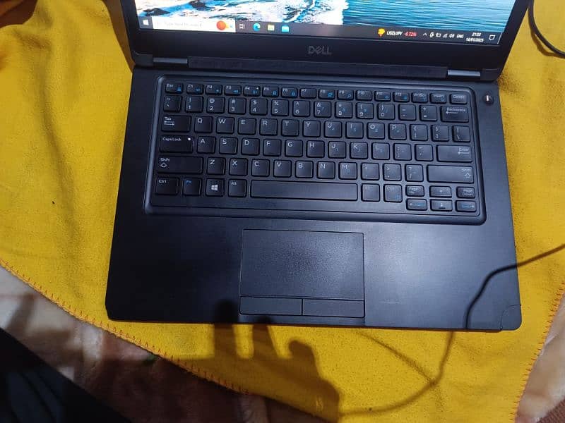 Dell Core i5. . . 8th generation laptop 8