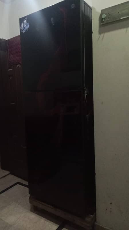 pel glassdoor refrigerator 0