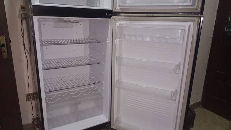 pel glassdoor refrigerator 1