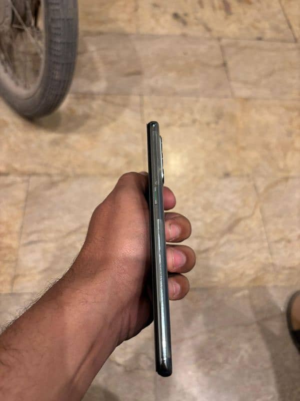 Oppo Reno 6 8