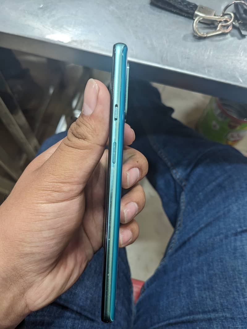 One Plus 8T 4