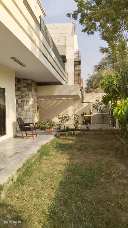 Clifton Commercial Use 600 Yards Bungalow For Rent Prime Location 2