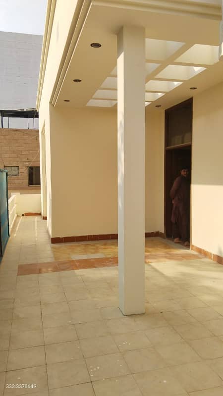 Clifton Commercial Use 600 Yards Bungalow For Rent Prime Location 20