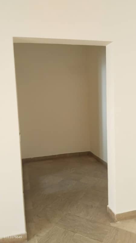 Clifton Commercial Use 600 Yards Bungalow For Rent Prime Location 25